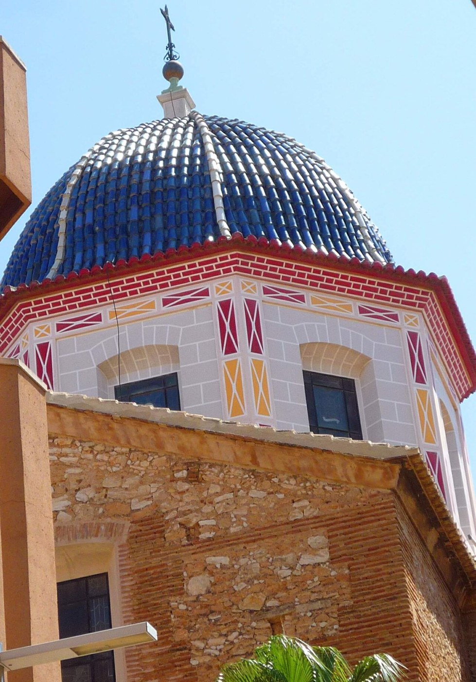 Cúpula de la iglesia de Nuestra Señora del Don en Alfafar